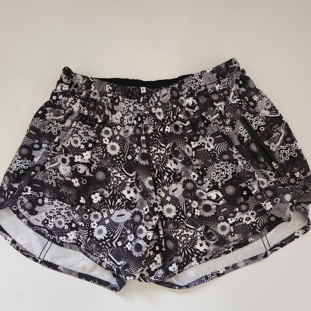 Lululemon Tracker Short SeaWheeze